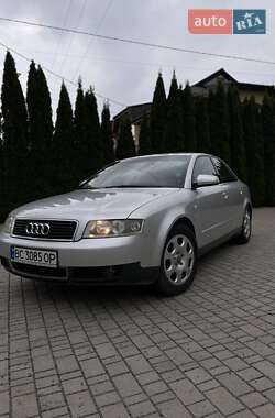 Седан Audi A4 2001 в 