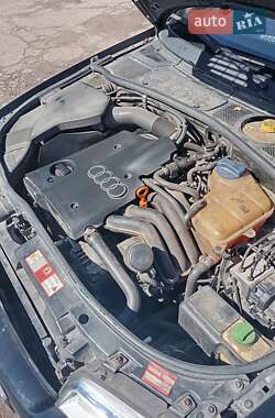 Универсал Audi A4 2000 в Львове