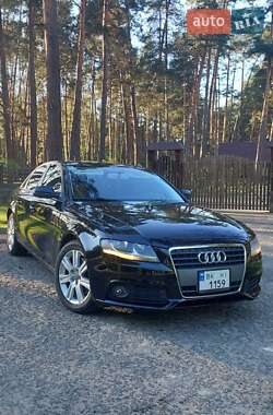 Седан Audi A4 2010 в 