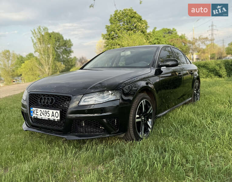 Седан Audi A4 2011 в Днепре