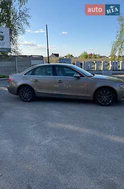 Седан Audi A4 2010 в 