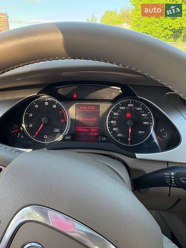 Седан Audi A4 2010 в Киеве