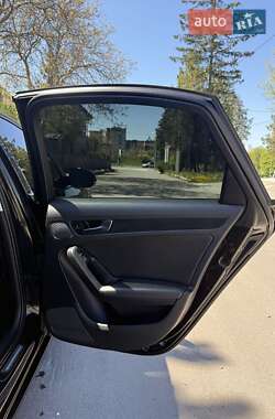 Седан Audi A4 2011 в 