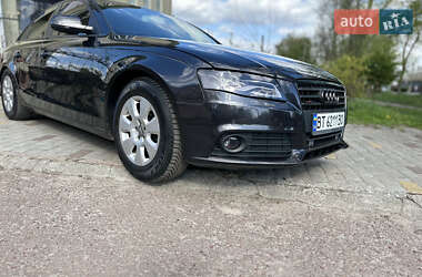 Седан Audi A4 2011 в 