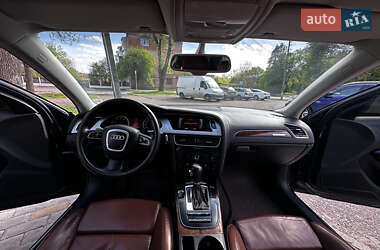 Седан Audi A4 2011 в 