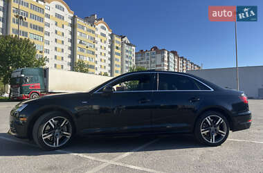 Седан Audi A4 2017 в Ивано-Франковске