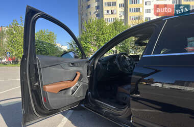 Седан Audi A4 2017 в Ивано-Франковске