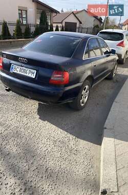 Седан Audi A4 1995 в 