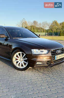 Универсал Audi A4 2015 в 
