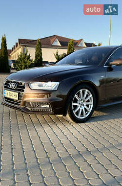 Универсал Audi A4 2015 в 
