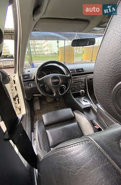 Седан Audi A4 2001 в 