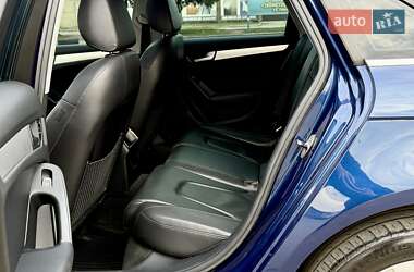Седан Audi A4 2012 в 