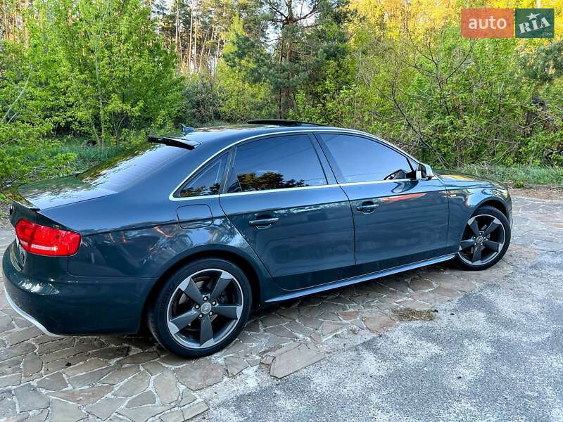 Седан Audi A4 2011 в Києві