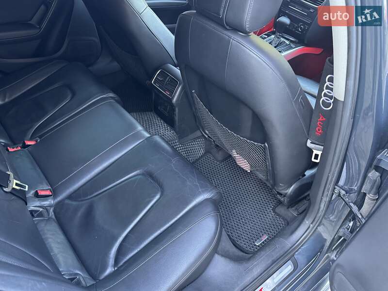 Седан Audi A4 2011 в Києві