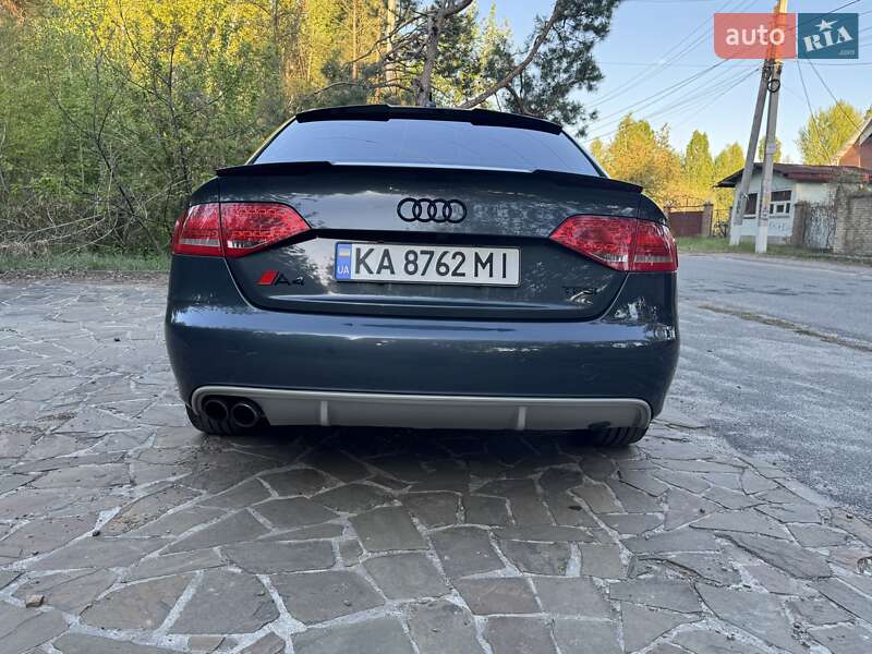 Седан Audi A4 2011 в Киеве