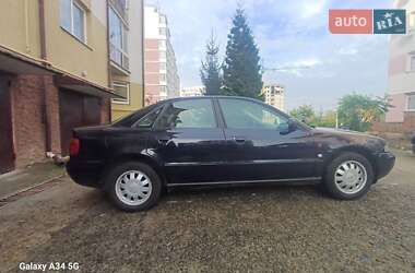 Седан Audi A4 1996 в 