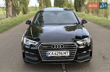 Седан Audi A4 2016 в 