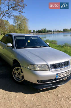 Седан Audi A4 1999 в 