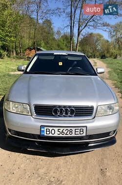 Седан Audi A4 1999 в 