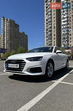 Седан Audi A4 2024 в 
