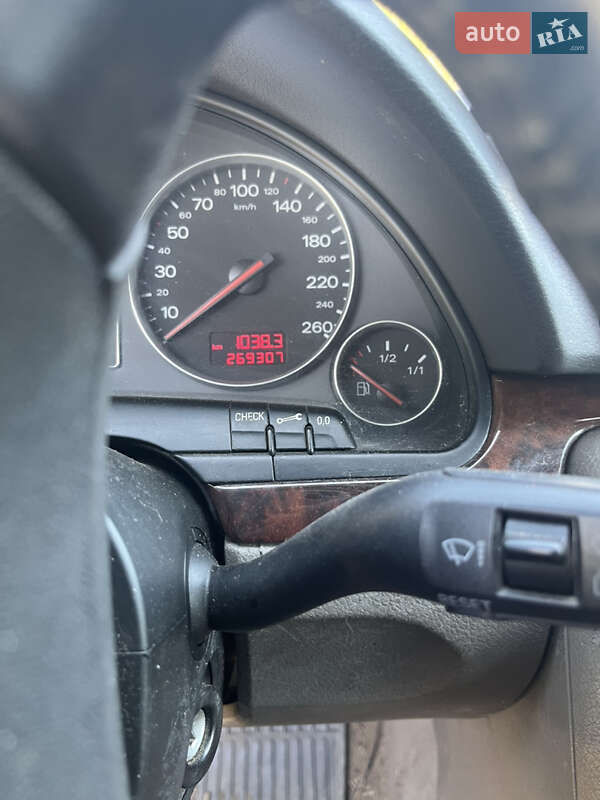 Универсал Audi A4 2002 в Мироновке