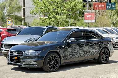 Седан Audi A4 2014 в 