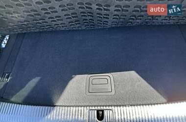 Универсал Audi A4 2016 в 