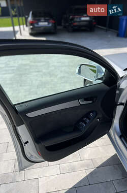 Седан Audi A4 2012 в 