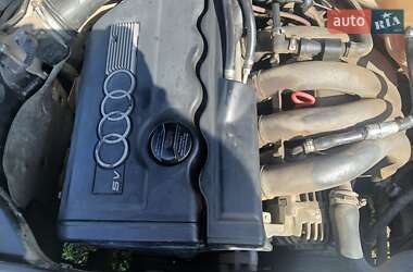 Седан Audi A4 1996 в 
