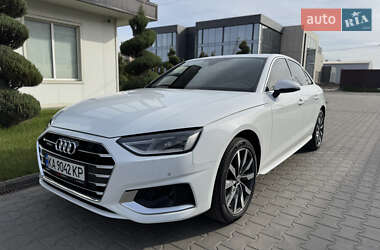 Седан Audi A4 2020 в Киеве