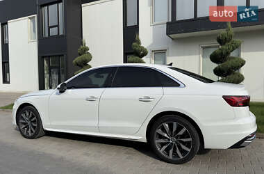 Седан Audi A4 2020 в 