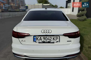 Седан Audi A4 2020 в 