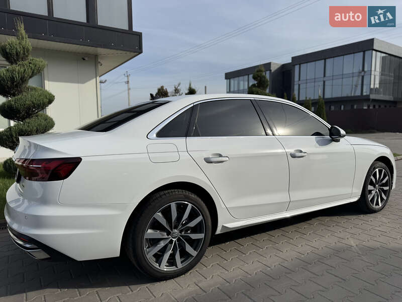 Седан Audi A4 2020 в Києві
