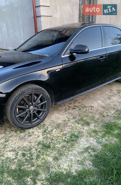 Седан Audi A4 2013 в 