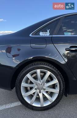 Седан Audi A4 2012 в 