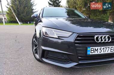 Седан Audi A4 2019 в 