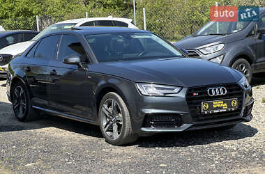 Седан Audi A4 2016 в 