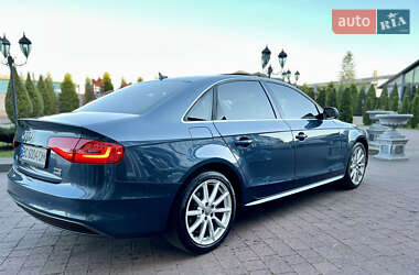 Седан Audi A4 2015 в 