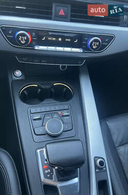 Седан Audi A4 2017 в 