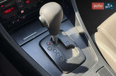 Универсал Audi A4 2002 в 