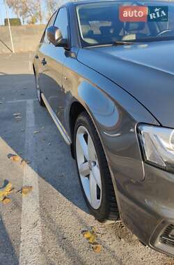 Седан Audi A4 2013 в 