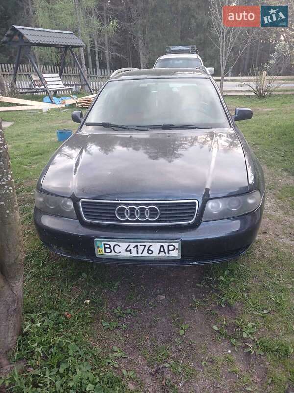 Универсал Audi A4 1998 в 