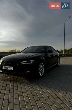 Седан Audi A4 2015 в Сумах