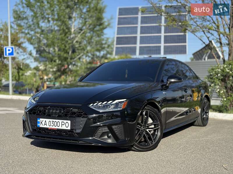 Седан Audi A4 2023 в 