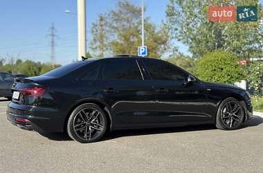 Седан Audi A4 2023 в 