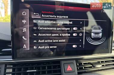 Седан Audi A4 2023 в 