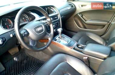 Седан Audi A4 2012 в 
