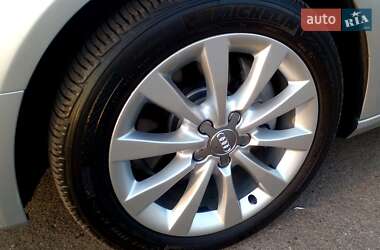 Седан Audi A4 2012 в 
