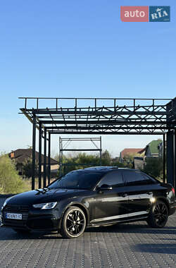 Седан Audi A4 2016 в 