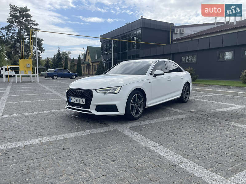 Седан Audi A4 2017 в Киеве